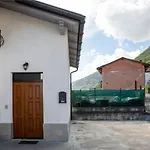 Mansarda A Ca' Leuscc Апартаменты *
